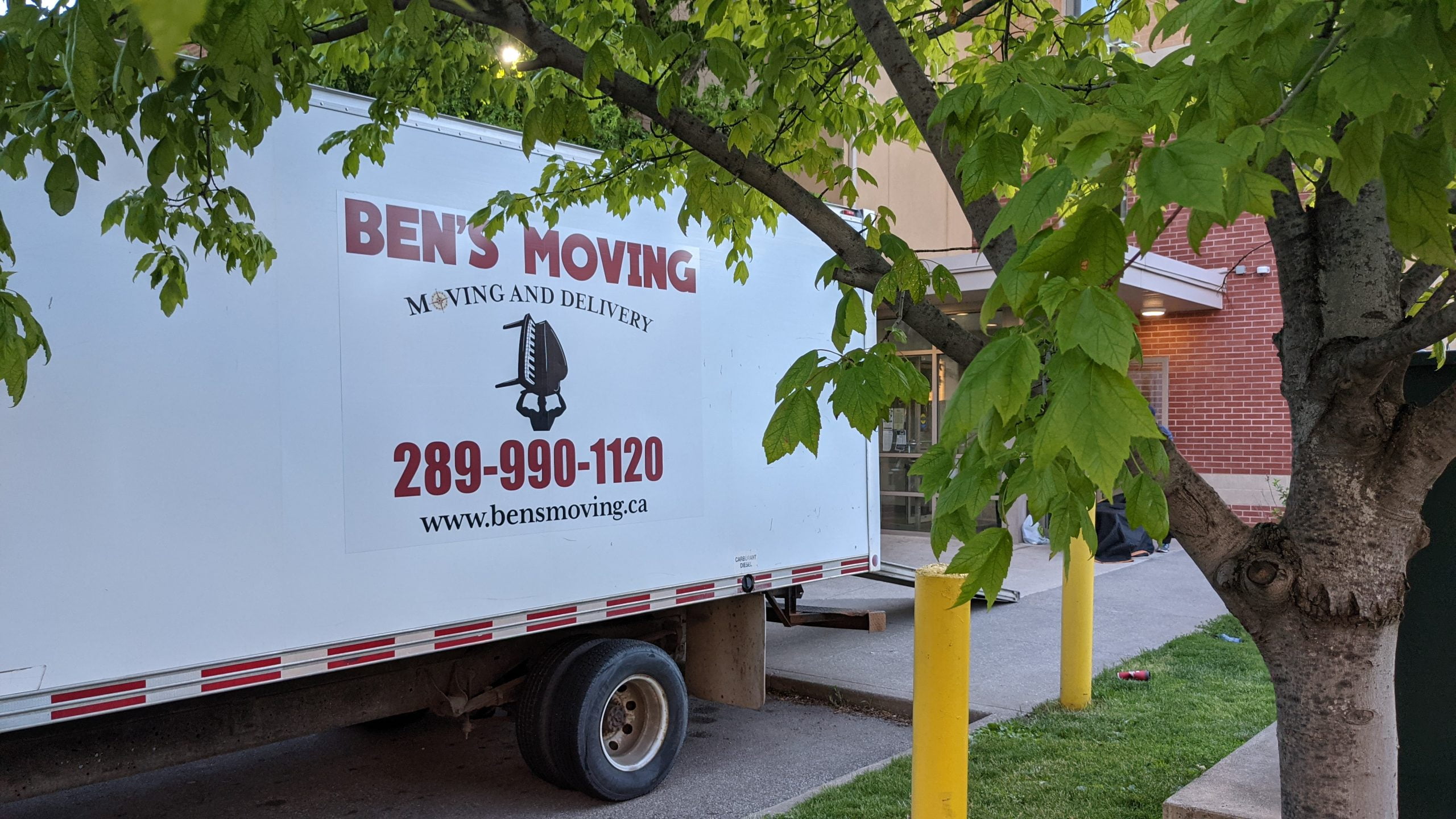 How Can You Choose The Best Moving Services Company for Your Upcoming Apartment Moving
